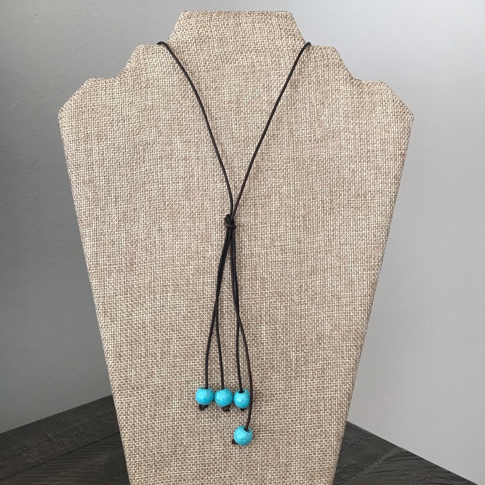 Turquoise beads necklace